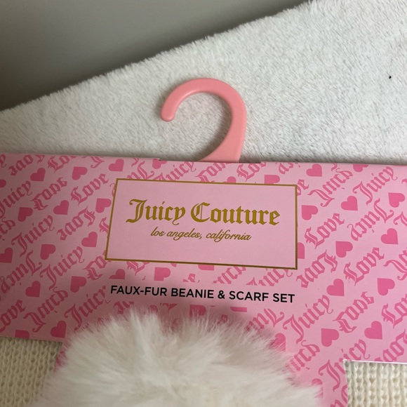 Juicy Couture Ivory Heart Beanie and Scarf Set - Picture 3 of 3
